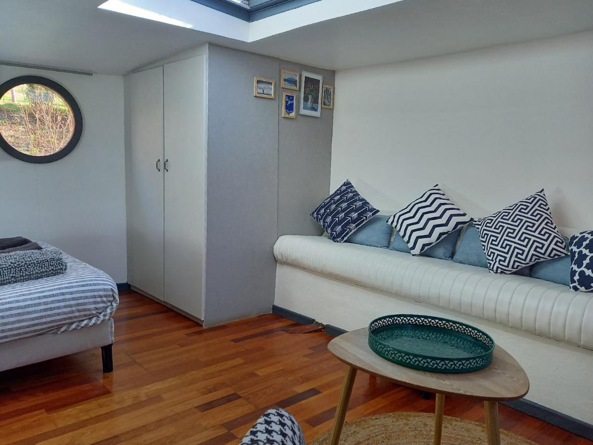 Appartement Atypique Independant Sur Peniche メス エクステリア 写真